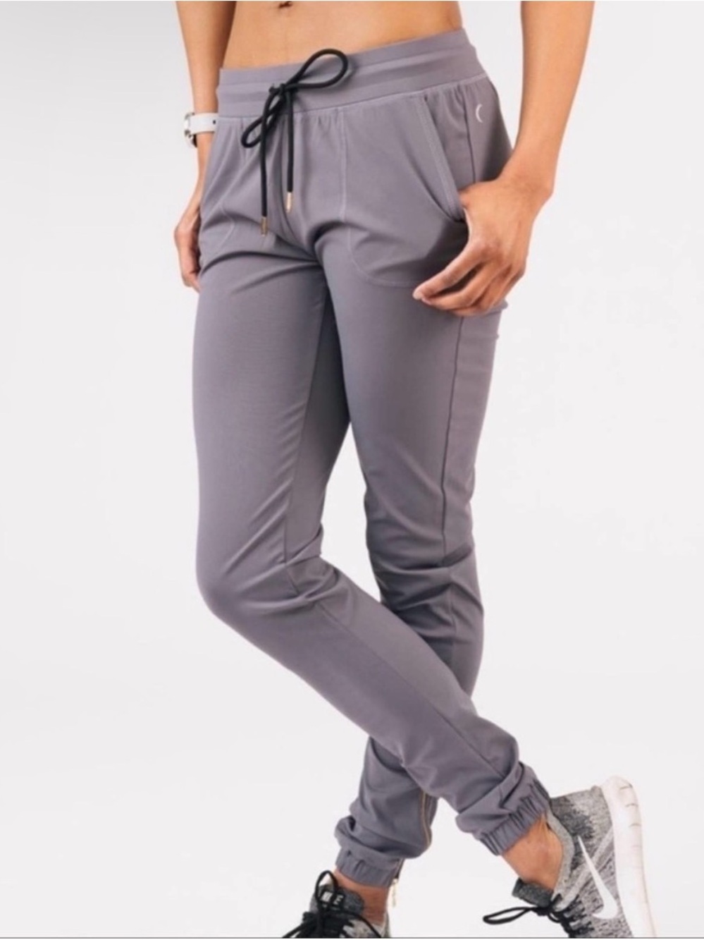 Zyia Active Gold Peak Zipper Travel Joggers Size M Light Gray Workout Gym Pants